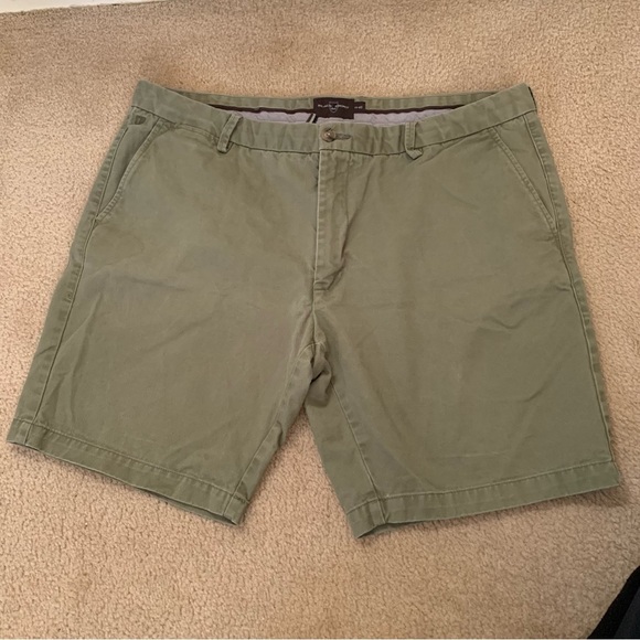 Black Brown 1826 Army Green Flat Front Short - 40 - Picture 3 of 13